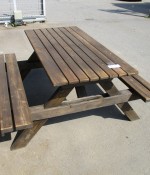Комплект садовой мебели (стол + скамейки)